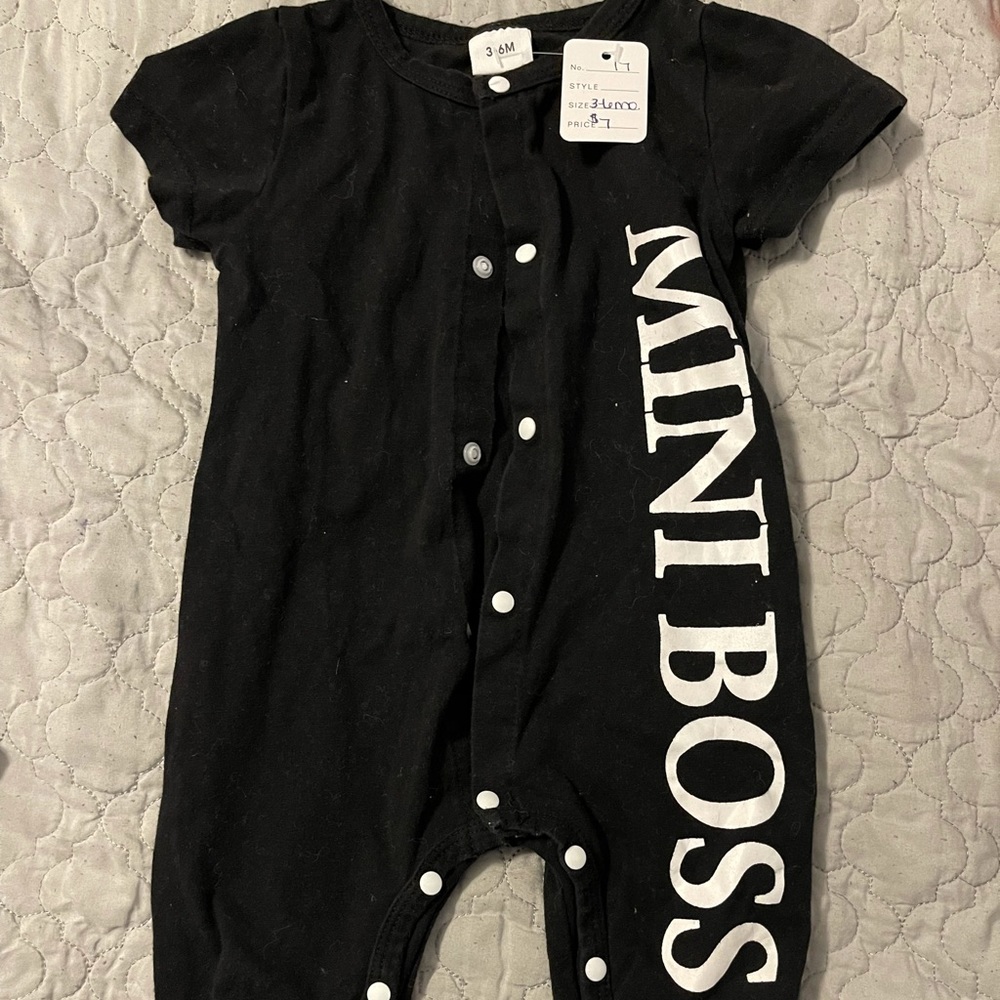 Mini boss, 3-6 months, black & white